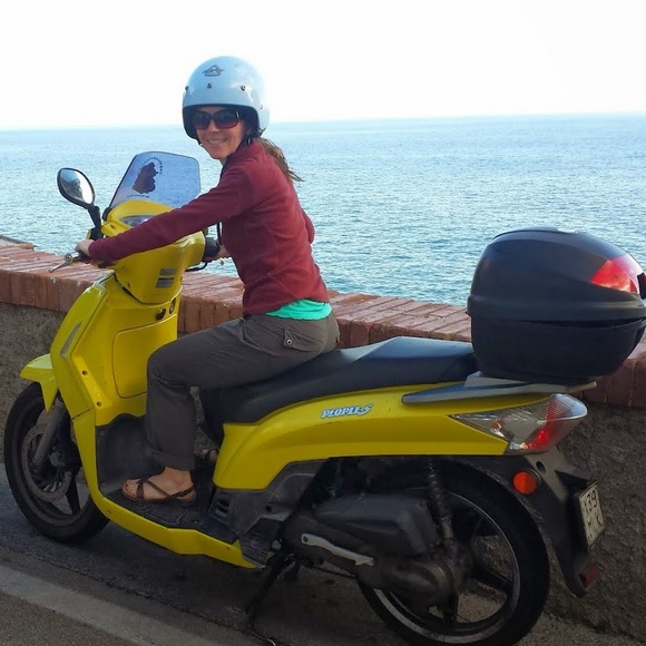 Meet your Posher, Julia - Picture 1 of 1